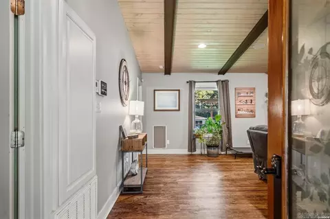 101 And 103 Oak Point Dr, Hot Springs, AR 71901