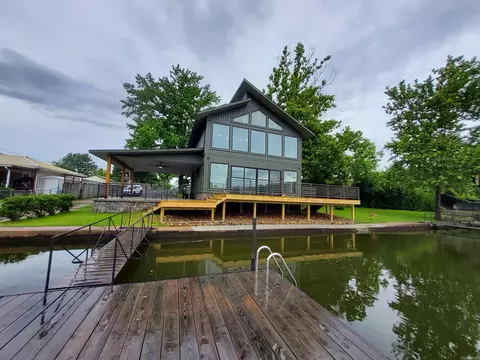 114 Pleasure Isle Pt, Hot Springs National Park, AR 71913