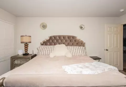 Bedroom - 6081 Saddle Hill Dr, Alexander, AR 72002 photo 3 of 12
