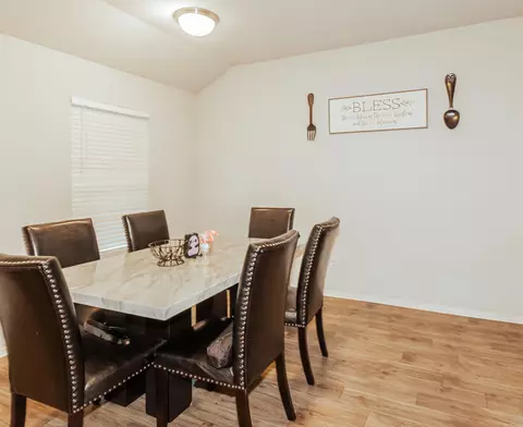 Dining - 6081 Saddle Hill Dr, Alexander, AR 72002 photo 2 of 3