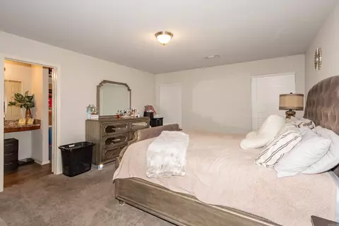 Bedroom - 6081 Saddle Hill Dr, Alexander, AR 72002 photo 1 of 12
