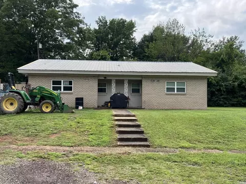 1111 Weiss St, Mena, AR 71953