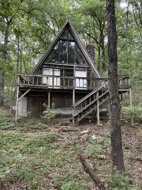 1464 Pr 2704, London, AR 72847