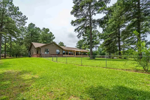 Exterior - 290 Mountain View St, Bismarck, AR 71929 photo 10 of 15
