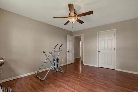 Bedroom - 290 Mountain View St, Bismarck, AR 71929 photo 4 of 6