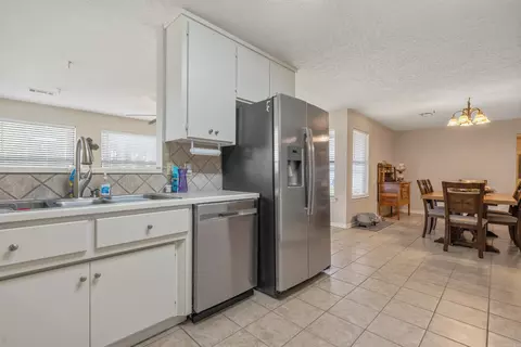 Kitchen - 290 Mountain View St, Bismarck, AR 71929 photo 2 of 2