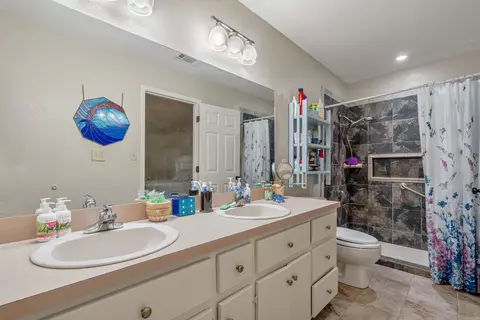 Bath - 290 Mountain View St, Bismarck, AR 71929 photo 2 of 2