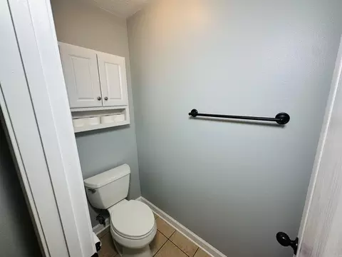Bath - 106 Martha Jean Ln, Beebe, AR 72012 photo 5 of 6