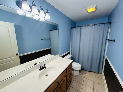 Bath - 106 Martha Jean Ln, Beebe, AR 72012 photo 6 of 6
