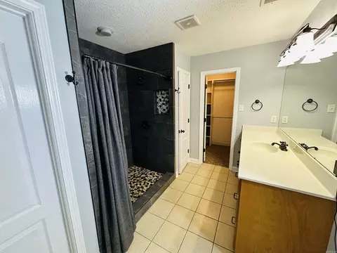 Bath - 106 Martha Jean Ln, Beebe, AR 72012 photo 3 of 6