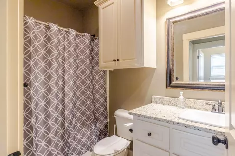 Bath - 3171 Haley Ct, Benton, AR 72019 photo 4 of 4