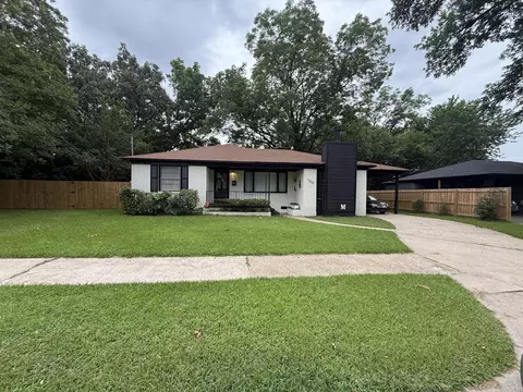 1300 W 43rd St, North Little Rock, AR 72118