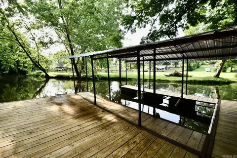 388 Grandstaff Dr, Hot Springs, AR 71913
