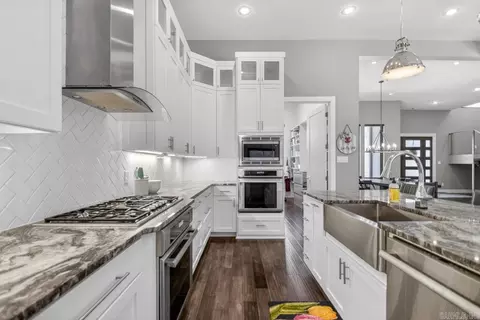 Kitchen - 6736 Hilo Ave, Benton, AR 72019 photo 4 of 4