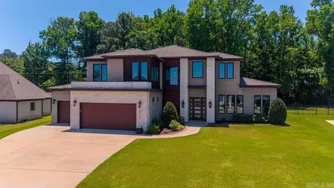 6736 Hilo Ave, Benton, AR 72019