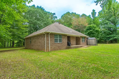 Exterior - 1914 Yielding Rd, Ward, AR 72176 photo 4 of 12