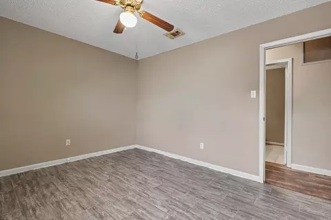 Bedroom - 5 Arcadia Cir, Bryant, AR 72022 photo 7 of 9