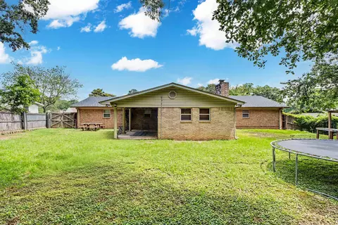Exterior - 5 Arcadia Cir, Bryant, AR 72022 photo 6 of 8