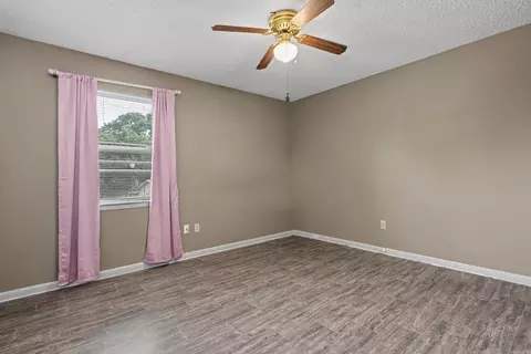 Bedroom - 5 Arcadia Cir, Bryant, AR 72022 photo 6 of 9