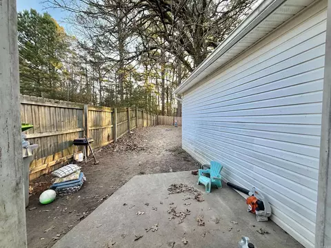 Exterior - 1815 Watts Rd, Benton, AR 72015 photo 4 of 7