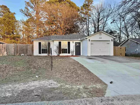 Exterior - 1815 Watts Rd, Benton, AR 72015 photo 2 of 7
