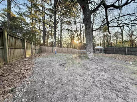 Exterior - 1815 Watts Rd, Benton, AR 72015 photo 6 of 7