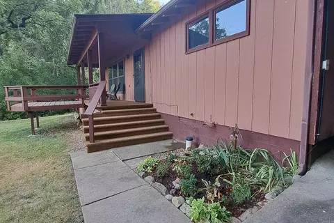 Exterior - 442 Riverview Trl, Norfork, AR 72658 photo 2 of 14