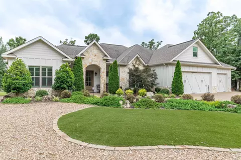 98 Elcano Dr, Hot Springs Village, AR 71909