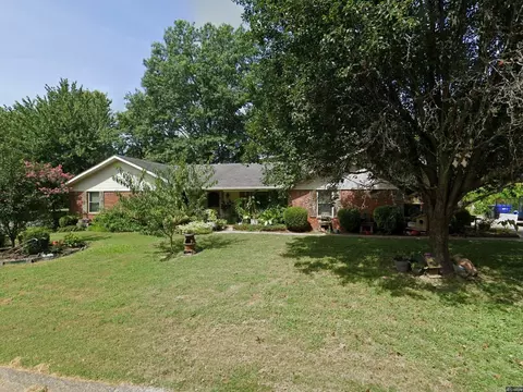 13 Sedgefield Dr, Conway, AR 72034