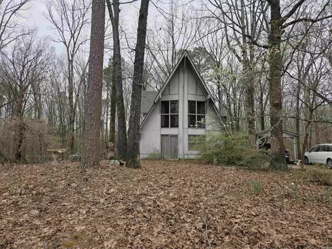 2309 Gwin Ln, Benton, AR 72019