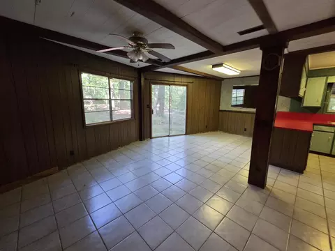 Living - 2309 Gwin Ln, Benton, AR 72019 photo 1 of 2