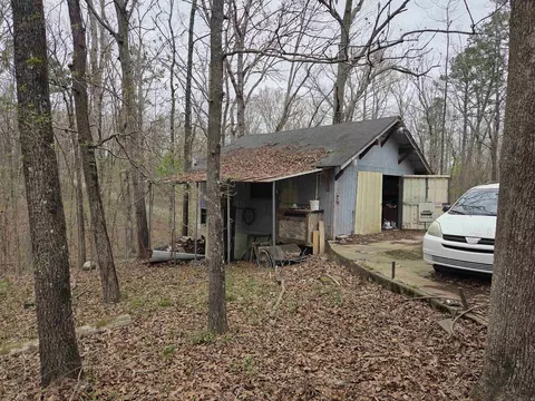 Exterior - 2309 Gwin Ln, Benton, AR 72019 photo 6 of 14