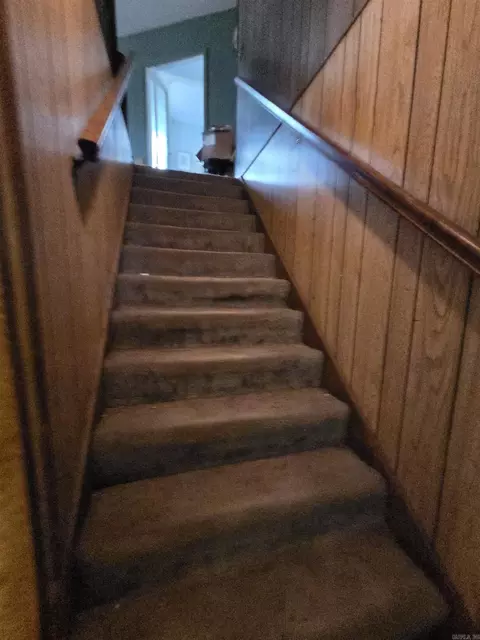 Entry Way - 2309 Gwin Ln, Benton, AR 72019 photo 2 of 7
