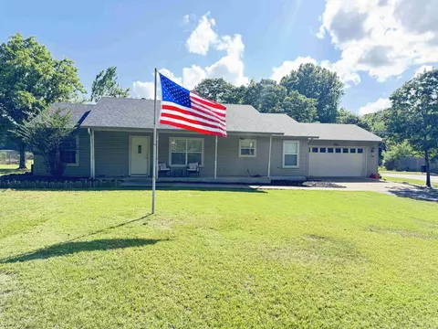 15825 Childress Rd, Bauxite, AR 72011