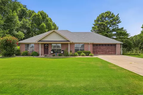 29 N Coker Rd, Vilonia, AR 72173