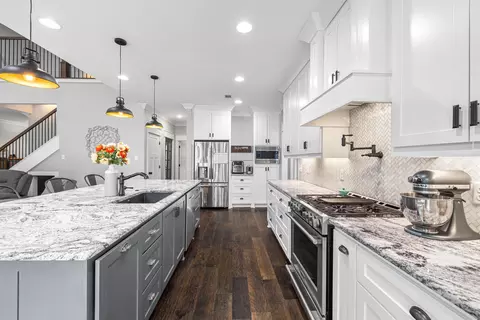 Kitchen - 244 Artesia Ln, Beebe, AR 72012 photo 4 of 4