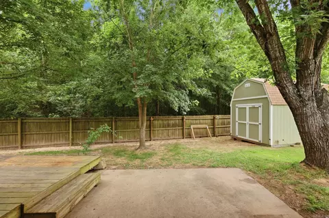 Exterior - 1605 Jackson Dr, Conway, AR 72032 photo 4 of 10