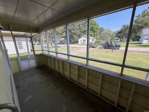 Exterior - 675 E Jackson St, Piggott, AR 72454 photo 4 of 6