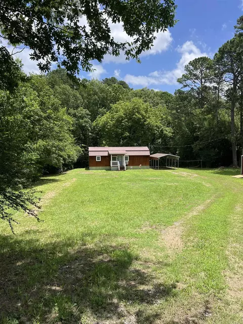 Exterior - 224 Elm St, Mount Ida, AR 71957 photo 13 of 17