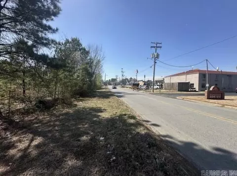210 Dell Dr, Bryant, AR 72022 photo 3