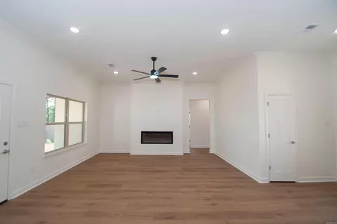 Living - 177 Hayden Dr, Beebe, AR 72012 photo 3 of 4