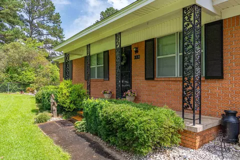 Exterior - 115 Larkin St, Malvern, AR 72104 photo 9 of 13