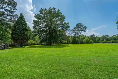 Exterior - 115 Larkin St, Malvern, AR 72104 photo 3 of 13