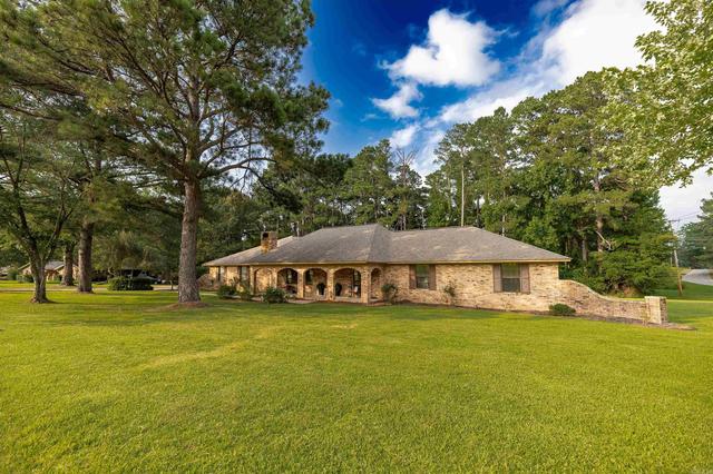 233 Chinquepin Dr, Magnolia, AR 71753