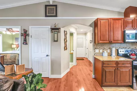 Entry Way - 271 Liberty Rd, Norman, AR 71960 photo 1 of 3