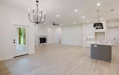 Living - 7097 Cold Creek Dr, Alexander, AR 72002 photo 3 of 3
