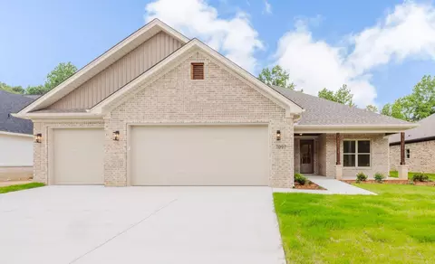 7097 Cold Creek Dr, Alexander, AR 72002