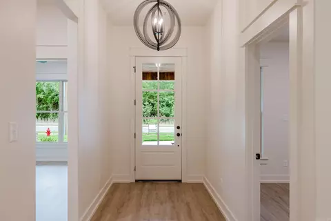 Entry Way - 7097 Cold Creek Dr, Alexander, AR 72002 photo 1 of 3
