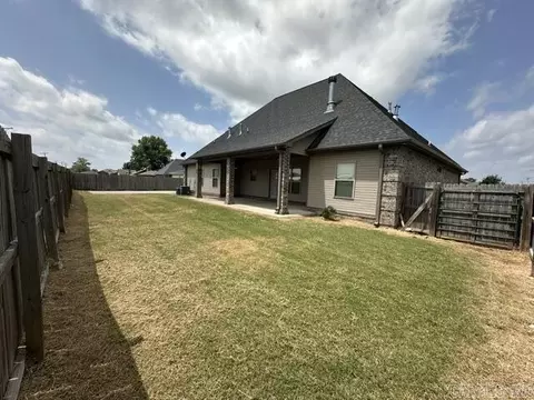 Exterior - 9 Eagle Dr, Lonoke, AR 72086 photo 4 of 6