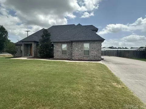 Exterior - 9 Eagle Dr, Lonoke, AR 72086 photo 3 of 6